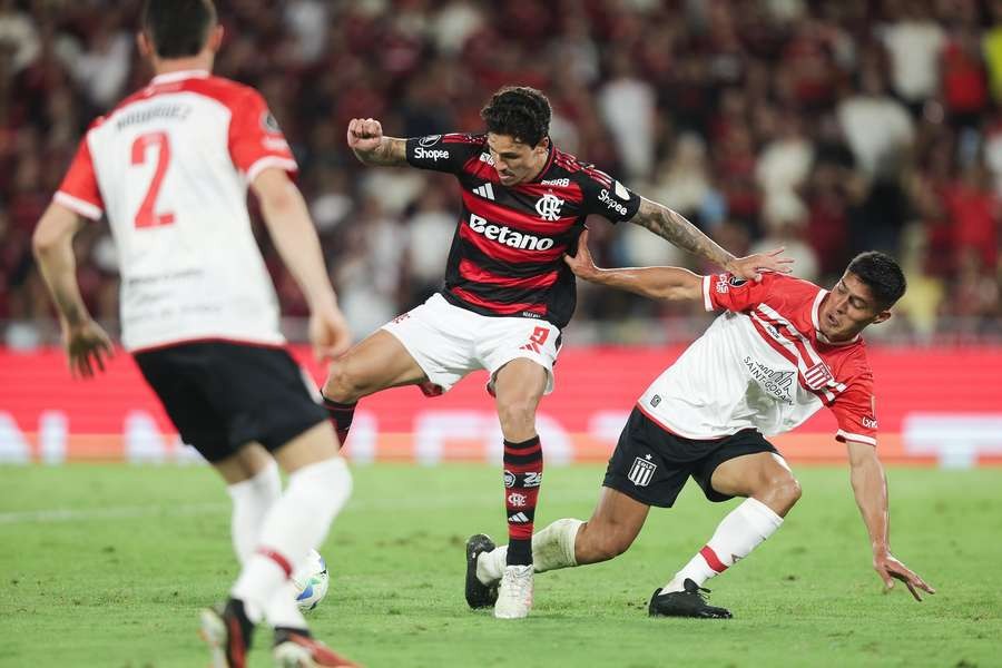 nhan-dinh-soi-keo-mirassol-vs-internacional-luc-06h00-ngay-16-10-2025-1